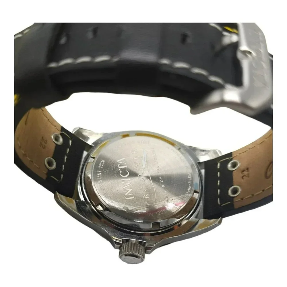 Invicta Pro Diver Black Dial Green Bezel Black Leather Men's Watch 22072 in Box